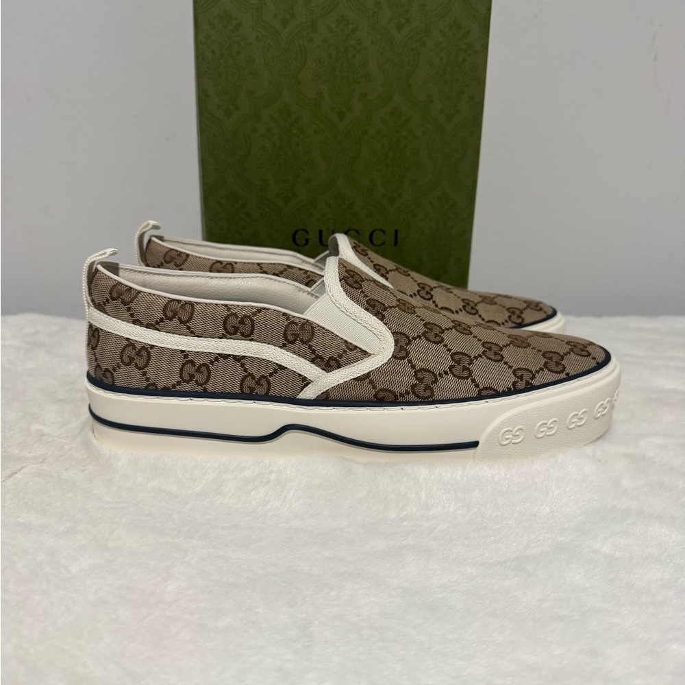 Gucci Brown/Beige GG Supreme Slip-On Sneakers